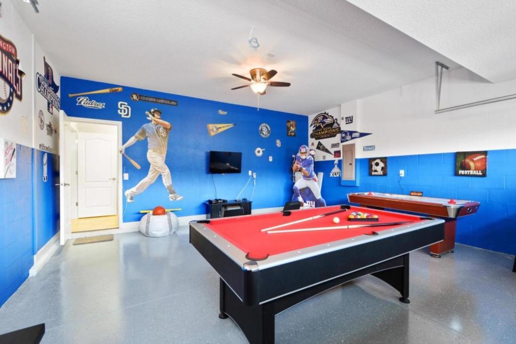 Exquisite 6 Bed Pool Home With Game Room Davenport Exterior photo